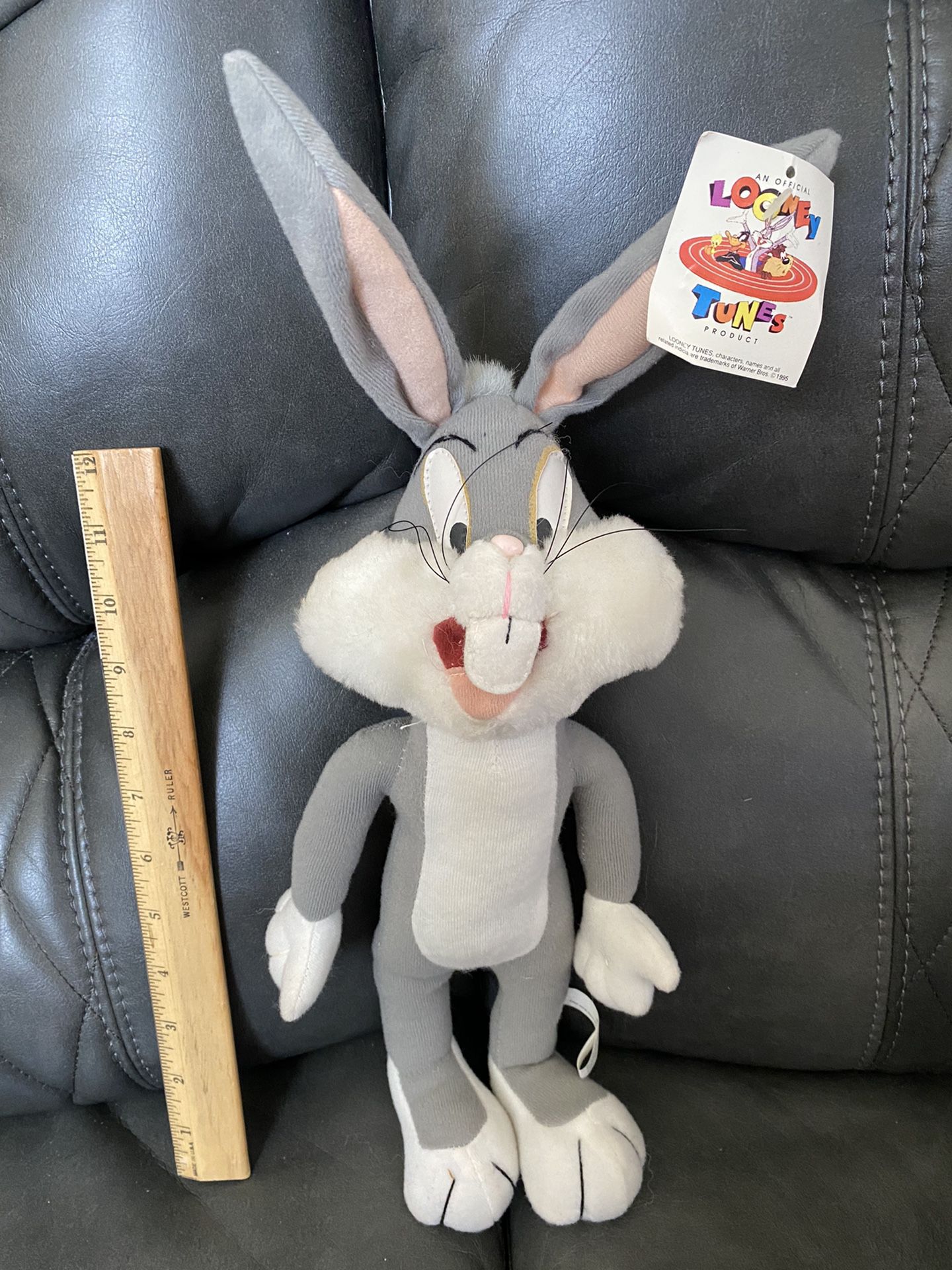 Looney Tune  Vintage Stuffed Bugs Bunny Toy