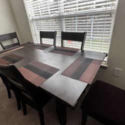 Dinning Table 
