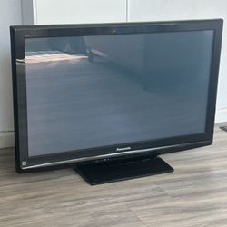 TV 42” Panasonic (NO SMART TV) Gratis 