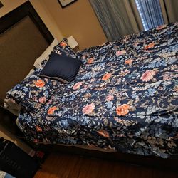Dresser & Queen headboard/bed-frame For Sale 
