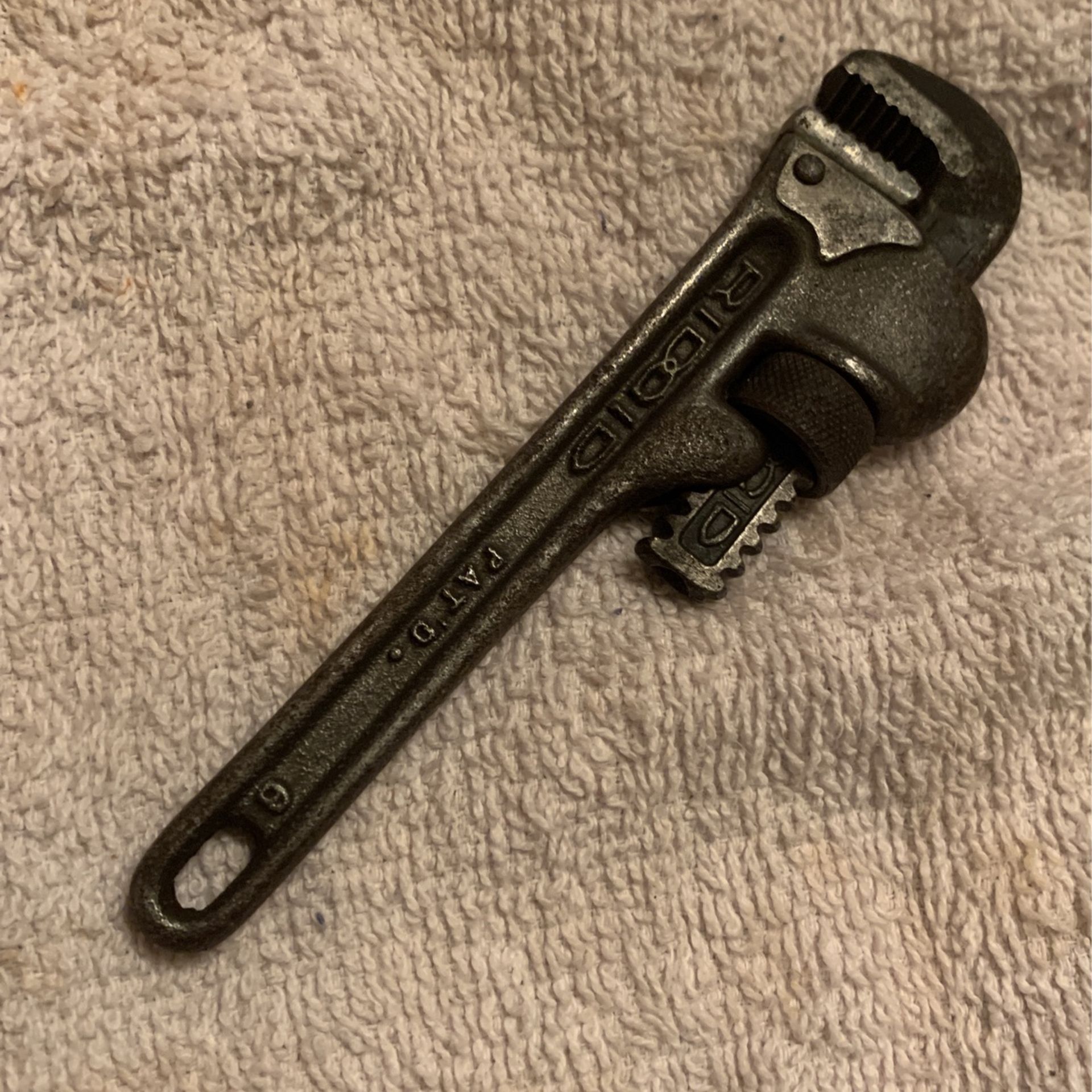 Vintage Ridged 6” Pipe wrench