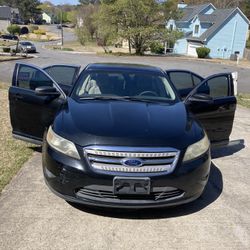 2011 Ford Taurus