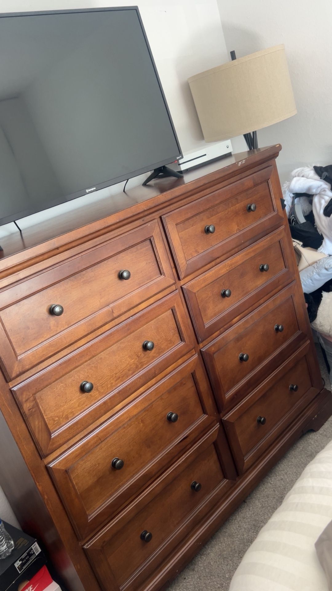Dresser
