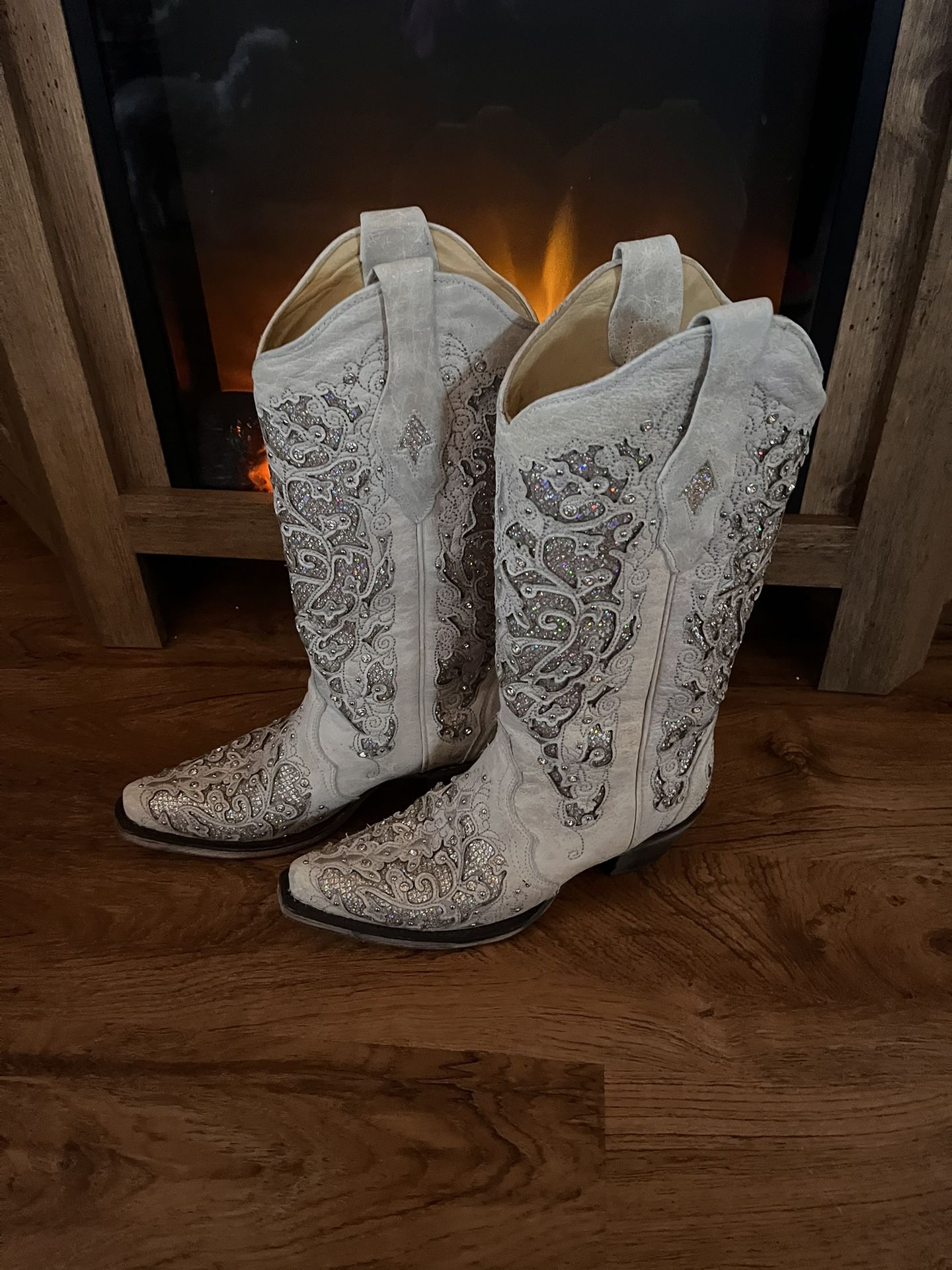 Women’s Corral White Cowboy Boots