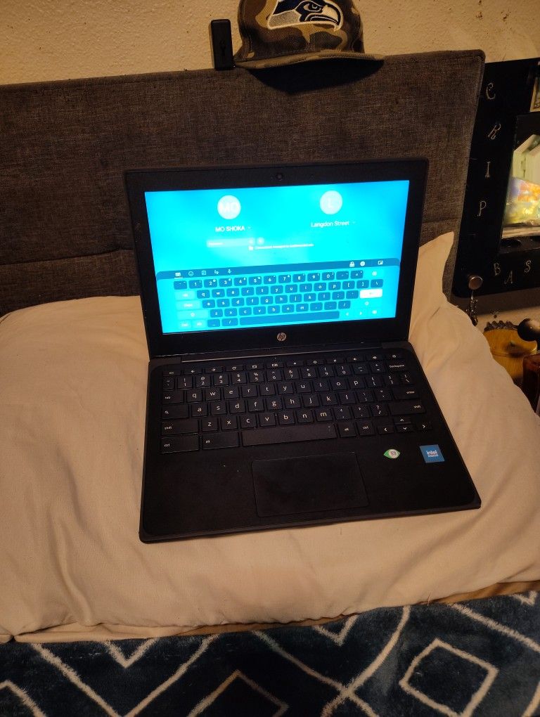 Small Chromebook Unlocked No Passwords Works Great