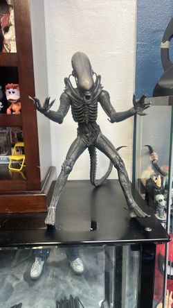 Alien neca 1/4