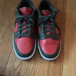 Dunk Low 'Cargo Khaki Mystic Red'