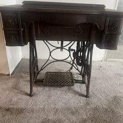 New Home Antique Sewing Machine With Original Cabinet 