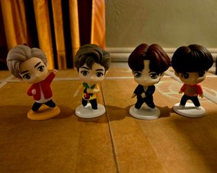 BTS K-Pop Chibi Figurines Set of 4, McDonald's TinyTAN BTS Happy Meal Toys RARE