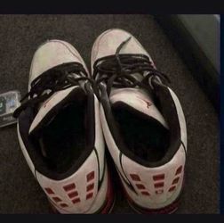 Jordan’s size 6.5 men’s