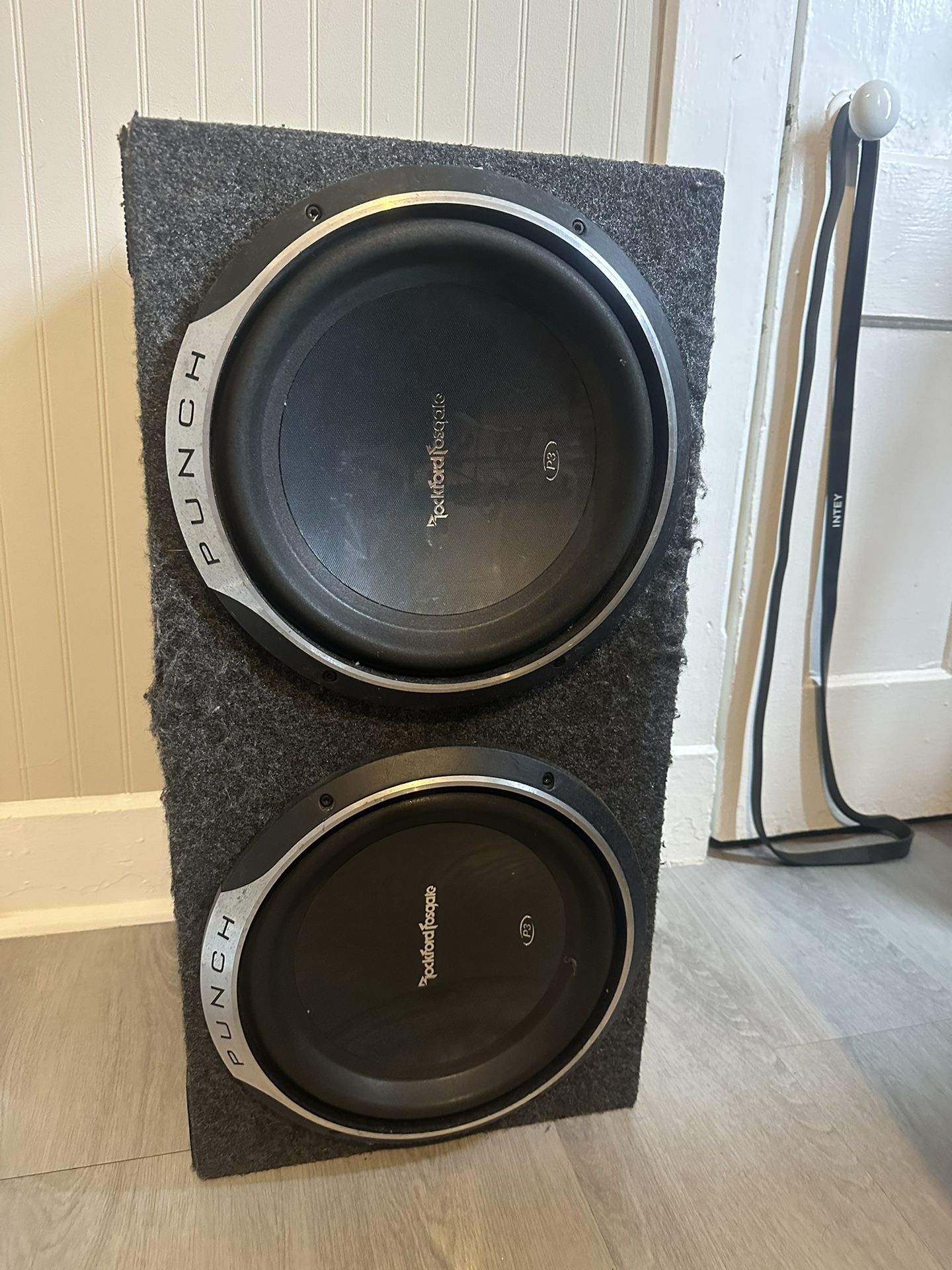 12 inch subwoofer And amp