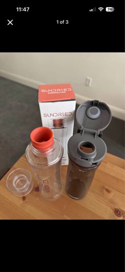 Moving out sale. NEW Sundried + Contigo Hiking Water bottles