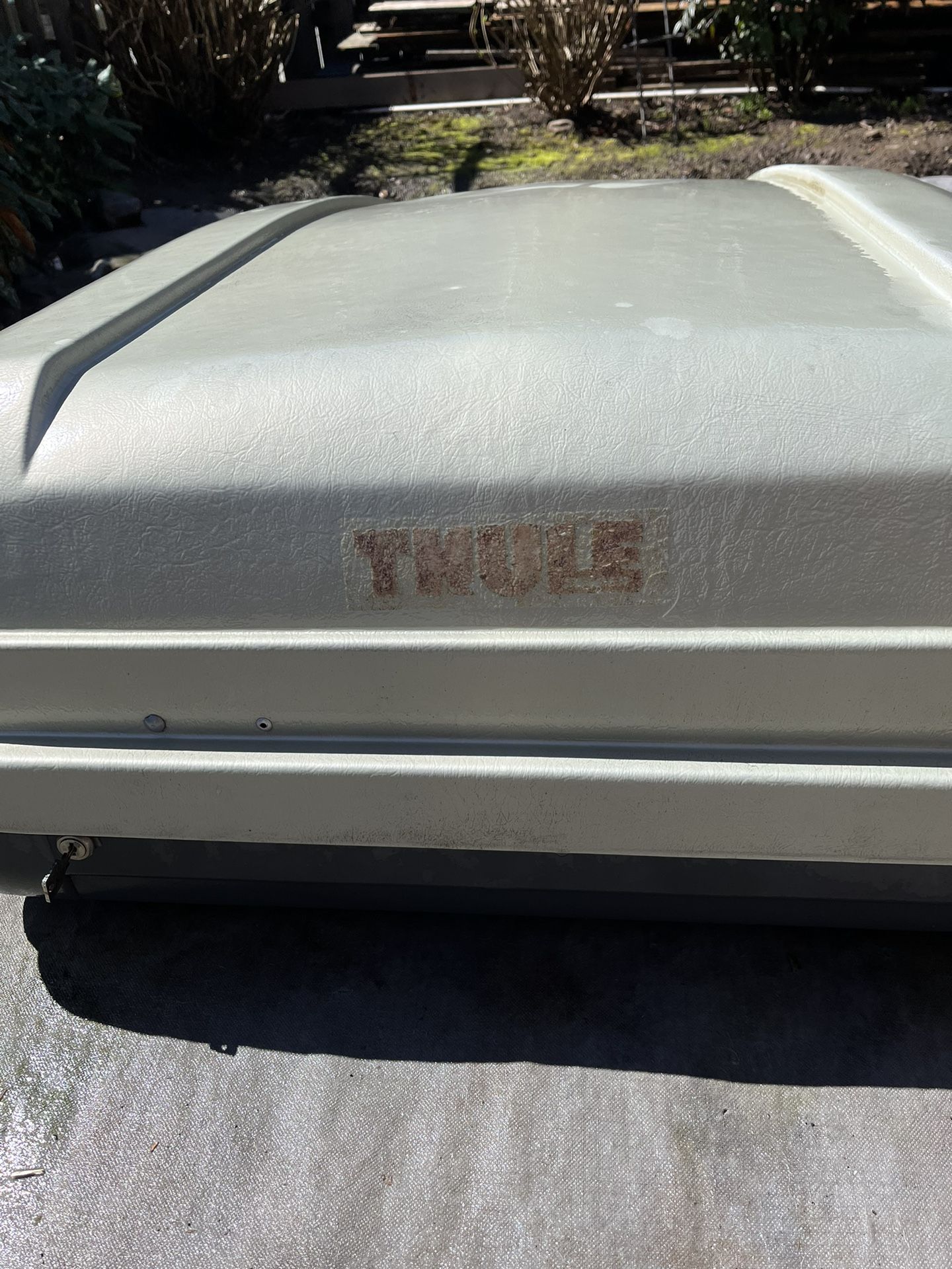 THULE Weekender Roof Top Cargo Carrier for Sale in Washougal, WA OfferUp