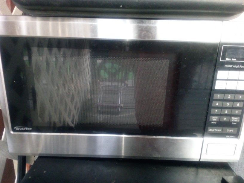 Microwave 