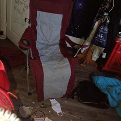 Ozark trail reclining foldable chair 