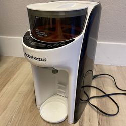 Baby brezza Formula Maker