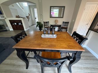 Dining Table + 8 Chairs+Leaf
