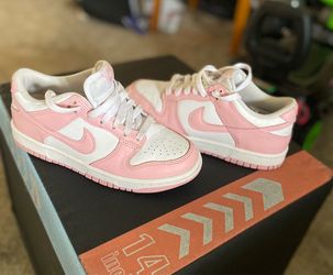 Nike Dunk Low Big Kids' Shoes (SIZE 4)