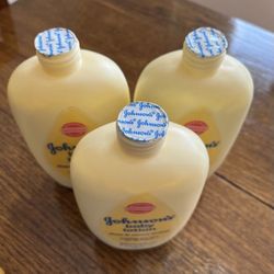 Johnson's Shea / Cocoa Butter Baby Lotion 3 Bottle Bundle 