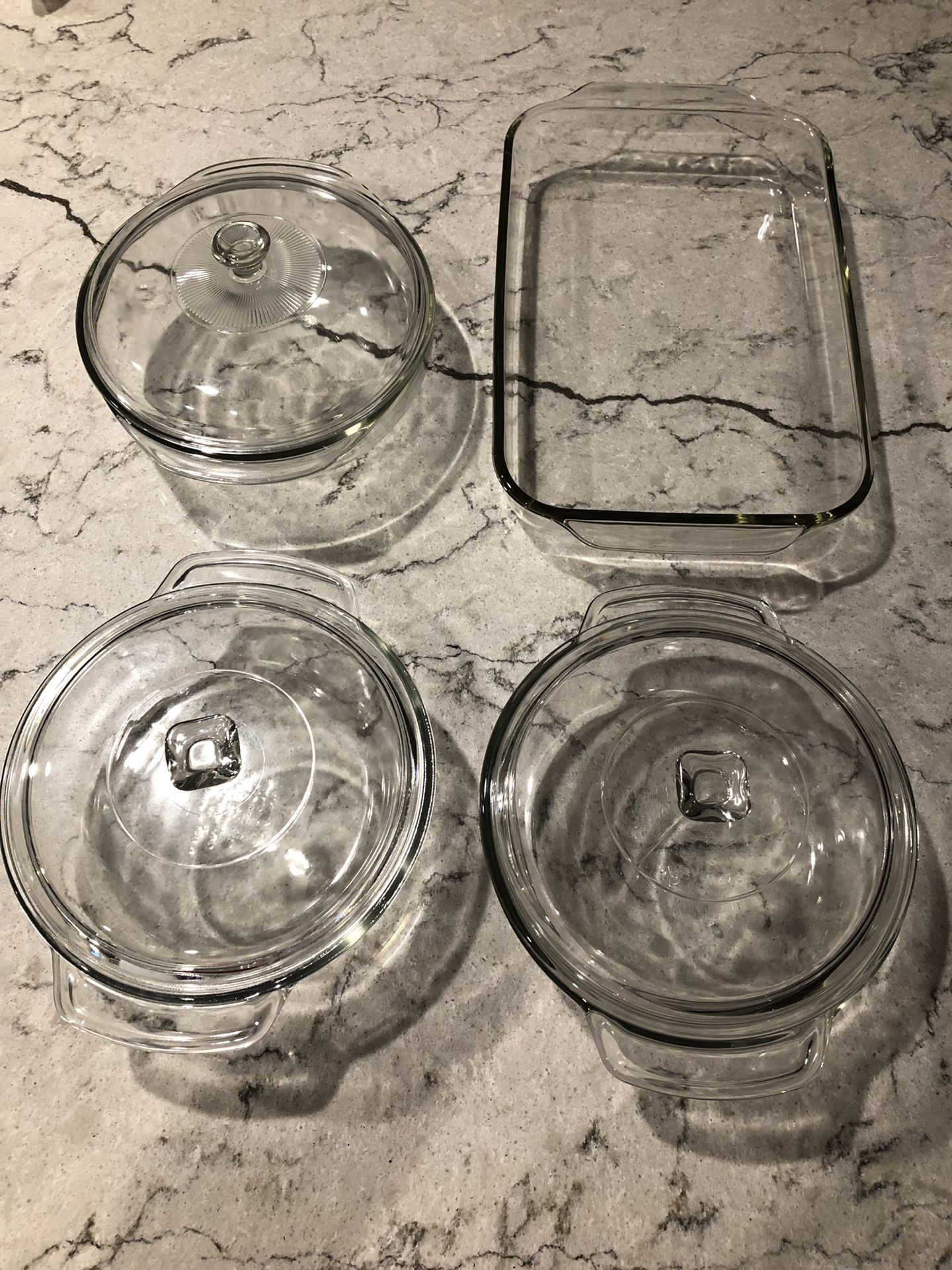 Pyrex / Archer casserole dishes / glass