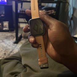 Smart Watch Can Be Used For iPhone Or Android 
