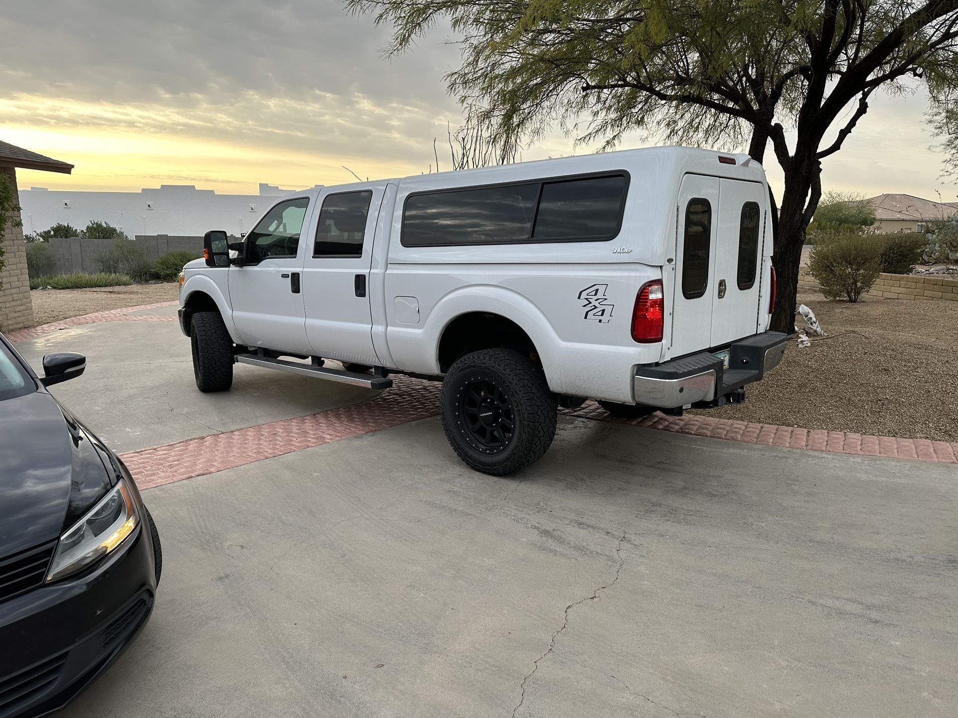 Ford Snugtop Outback Truck Camper Shell for Sale in Litchfield Park, AZ
