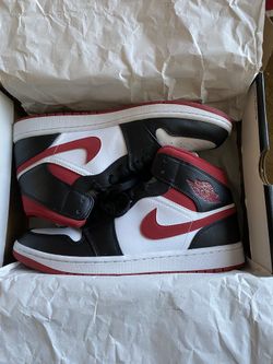 Nike Jordans 1