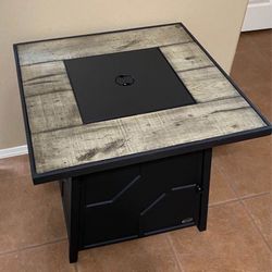 NEW & ASSEMBLED 28” Propane Outdoor Patio Fire Pit Table - Tabletop Fireplace with Lid 
