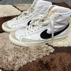 Nike shoes in good used condition size US 9