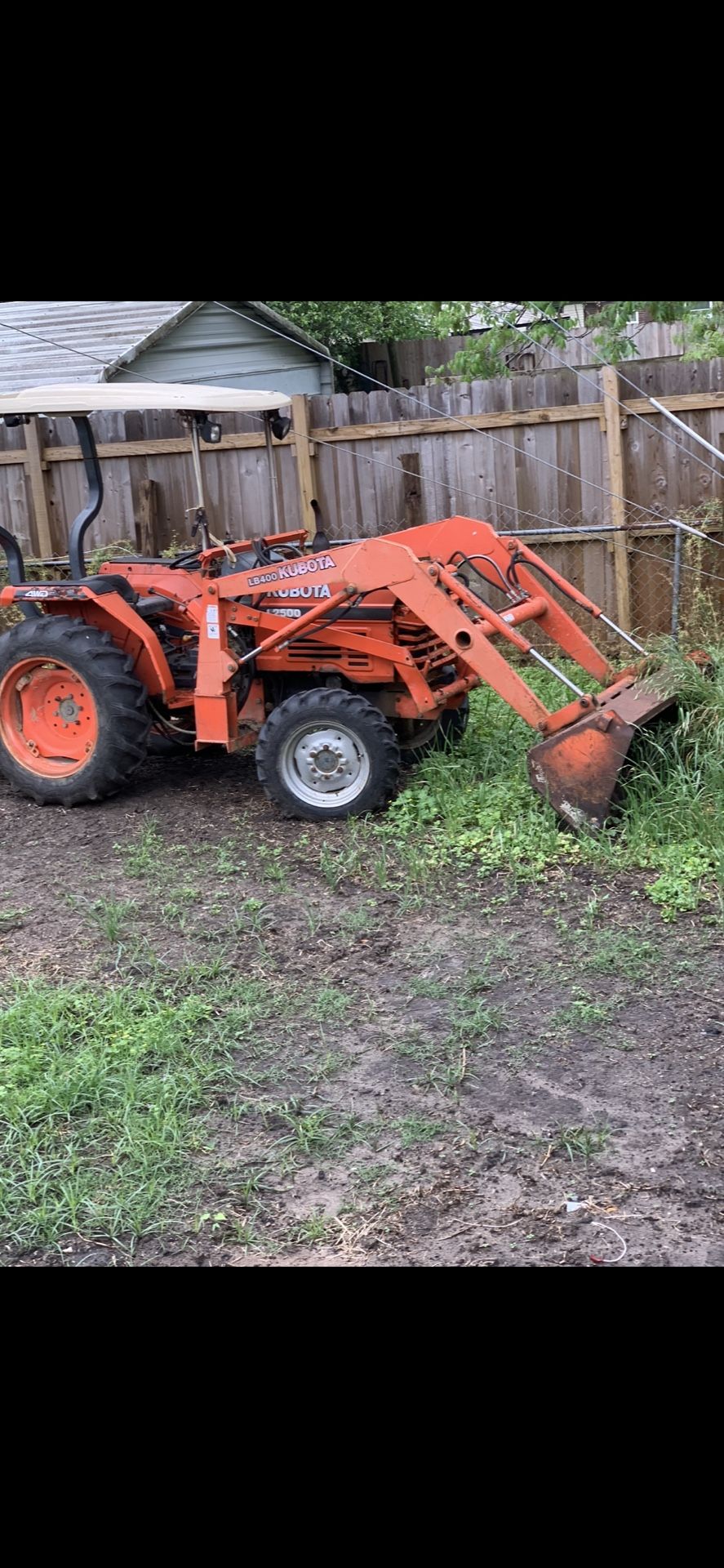 2000 Kubota L2500 Tractor 4x4 for Sale in Houston, TX - OfferUp