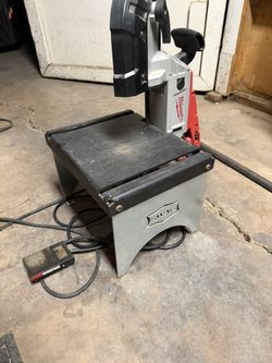 Milwaukee Deep Cut Bandsaw With Swag Vertical Table