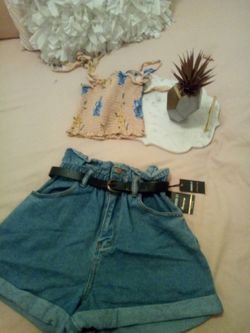 Forever 21 shorts
