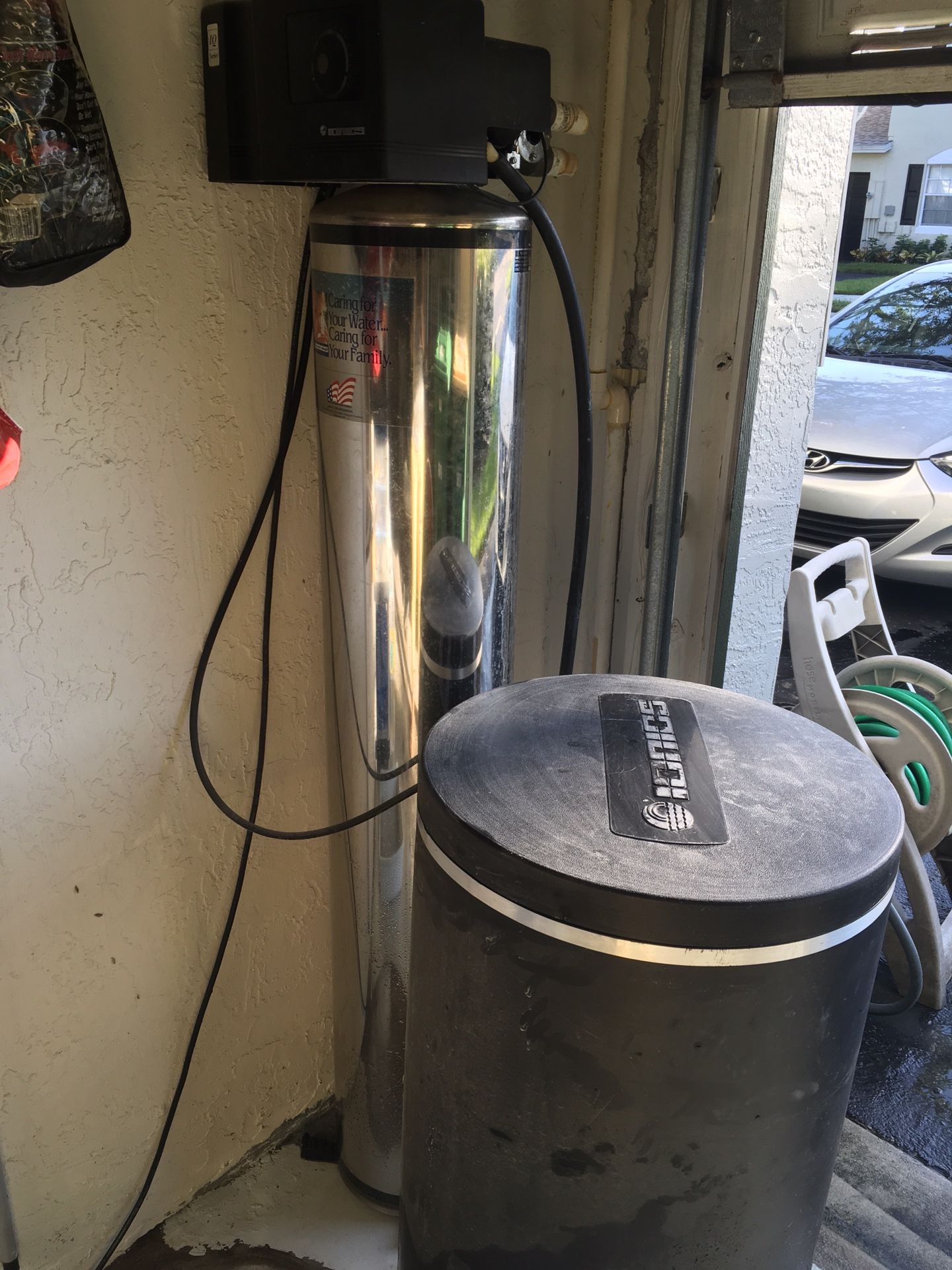 IONICS Water softener IQ1030AC