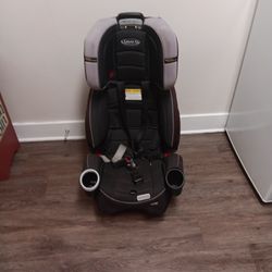 Graco CarSeat 10 Position AdjustHarness+Headrest