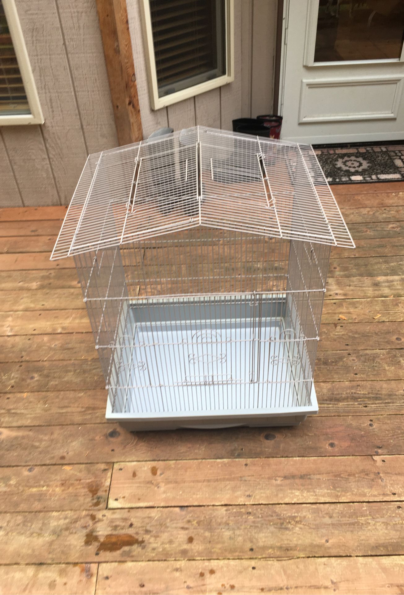 2 Bird cages Gable playtop
