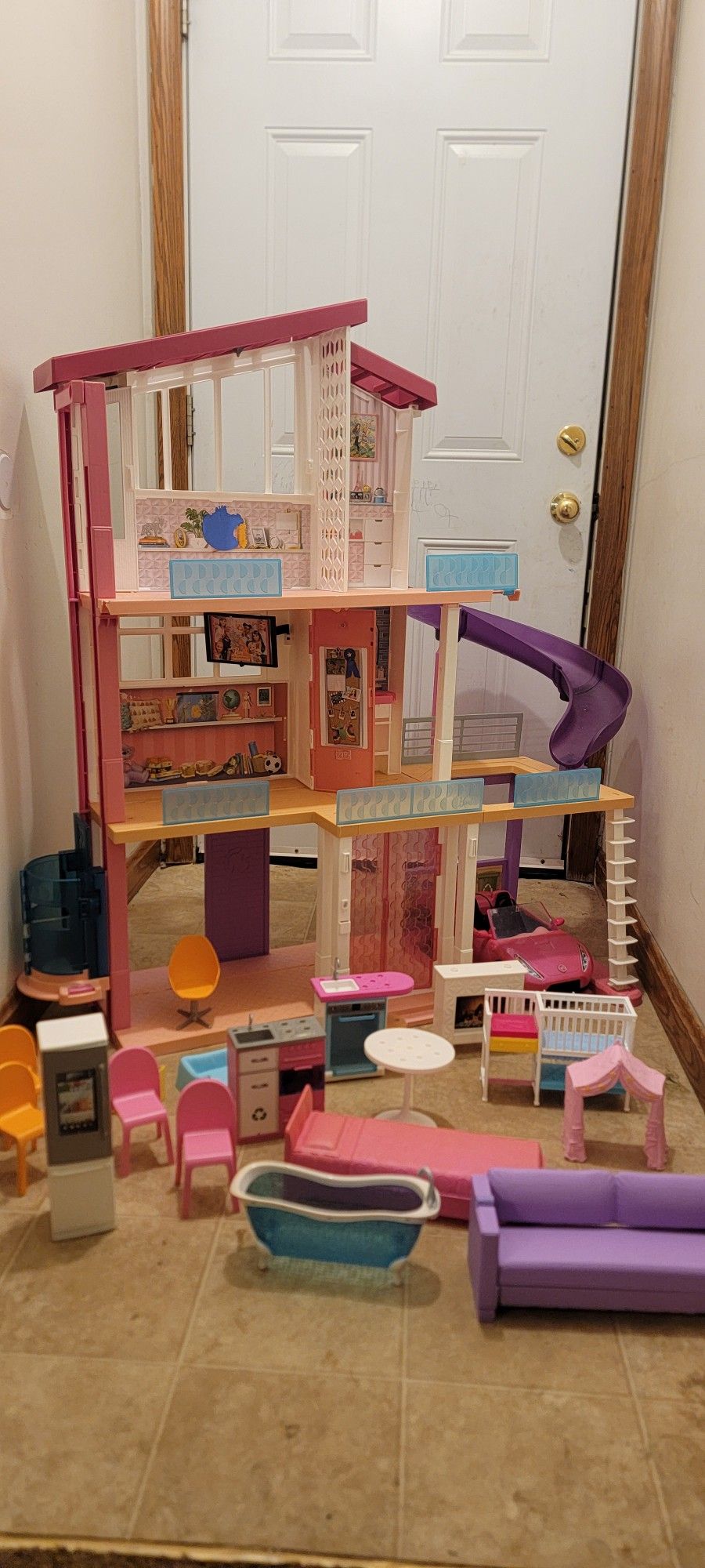 BARBIE DREAMHOUSE