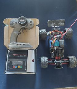 Traxxas E-revo Mini