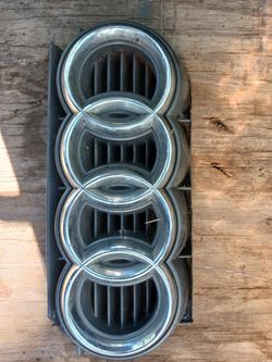 Audi Grill Emblem