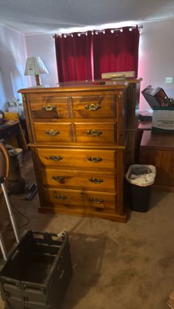 Four piece dressers, and nightstand