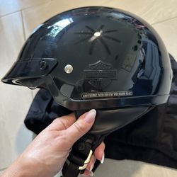 Men’s Black Harley Davidson Helmet