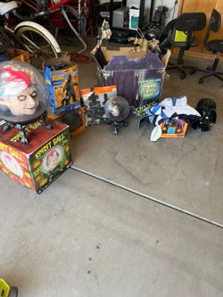 Huge Halloween Reseller Lot of Items, Gemmy Spirit Ball, Spirit, Star Wars, Costumes etc