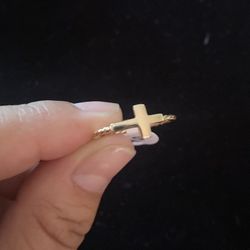 14k Gold Cross Ring 