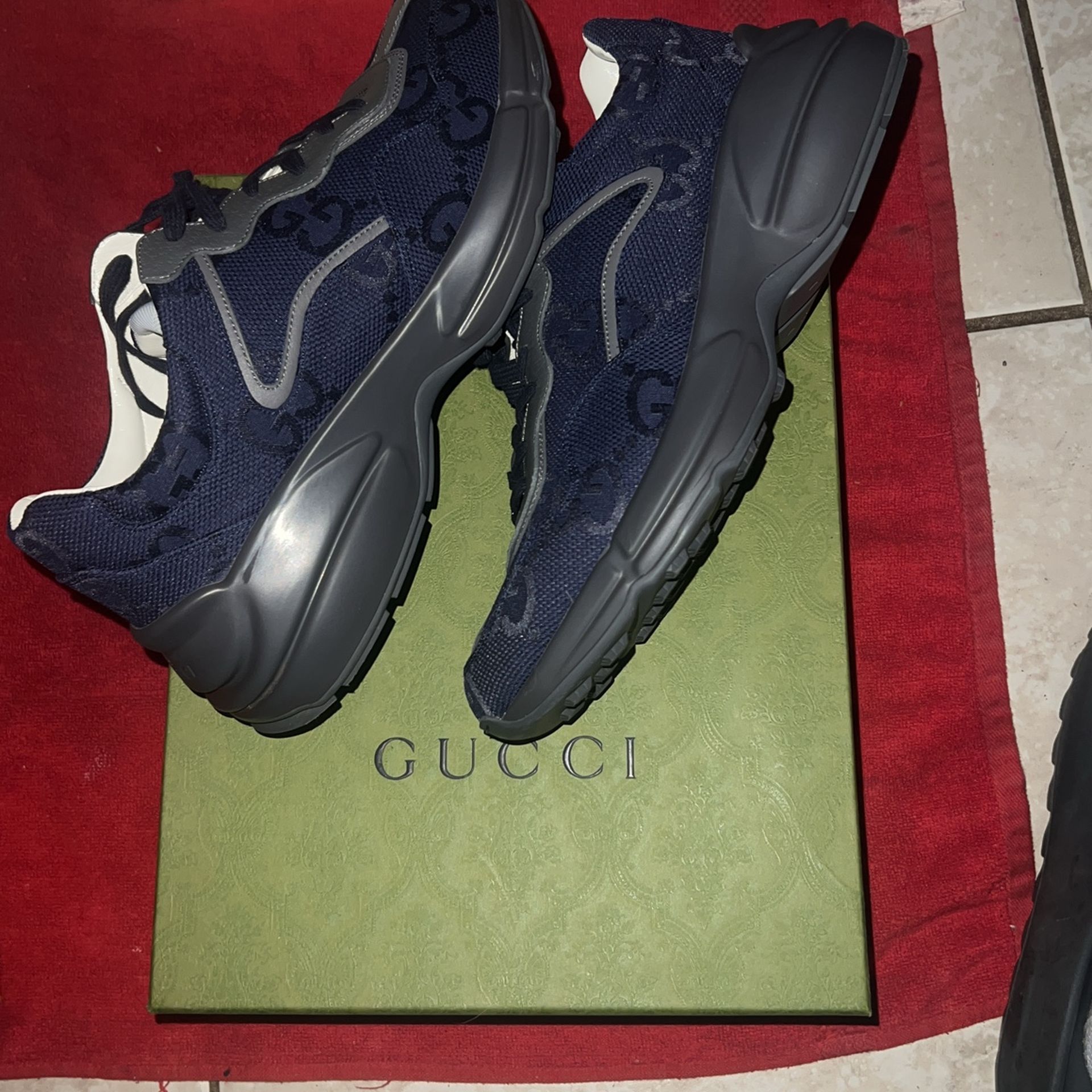 Gucci Sneakers