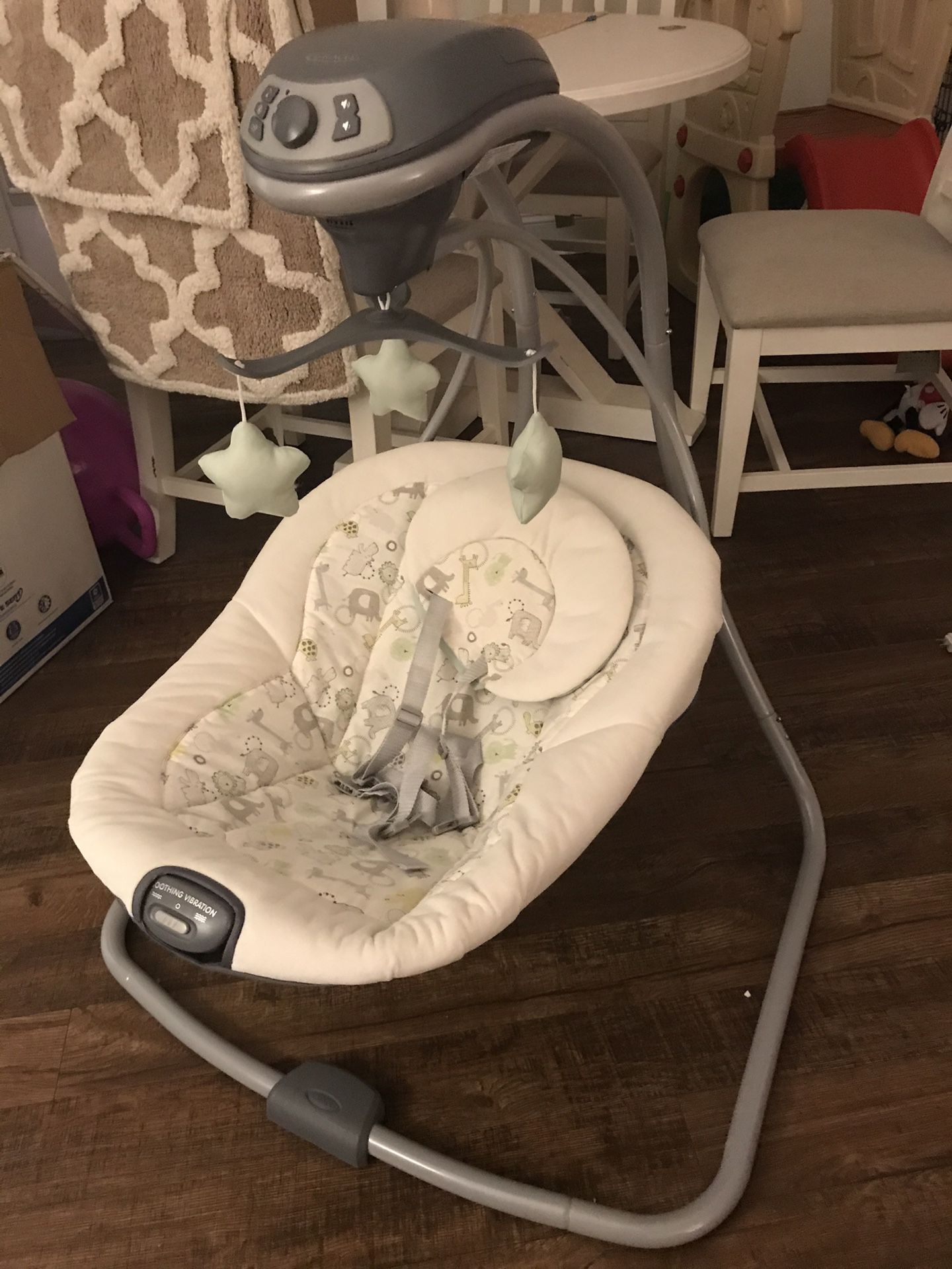 Graco baby swing