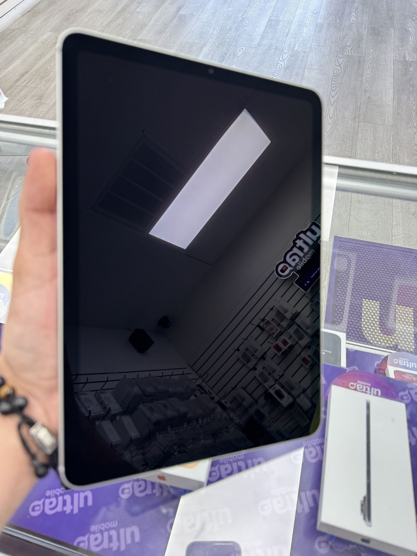 iPad 10th generation 64gb WiFi & Cellular