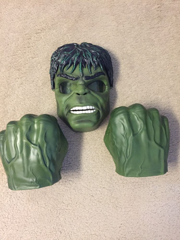 Incredible Hulk Mask And Gloves