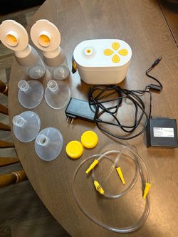 Medela Pump In Style Double Electric Breast Pump