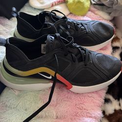 Brand new woman Air max nike