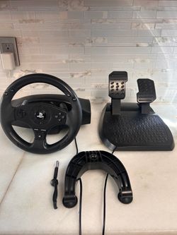 ThurstMaster Ps4-Ps3 Steering Wheel