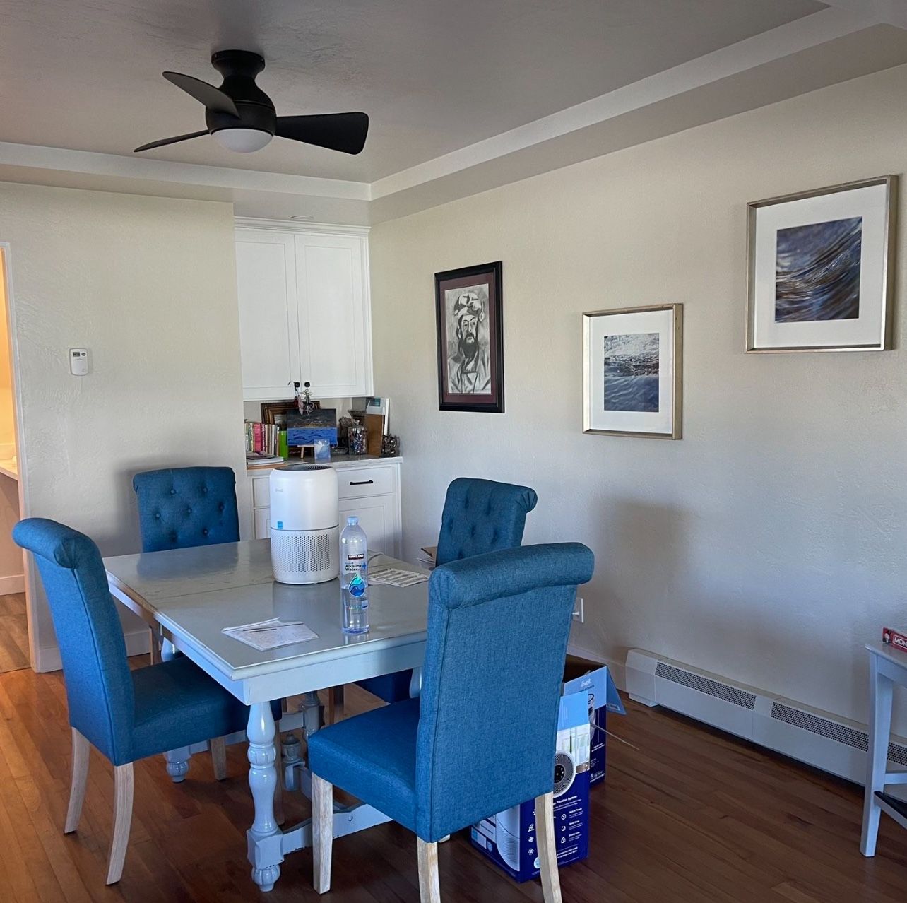 Dining Room Table & 4 Chairs
